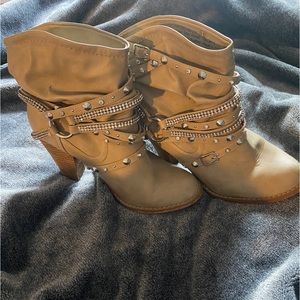 Not Rated Tan Fashion Boots